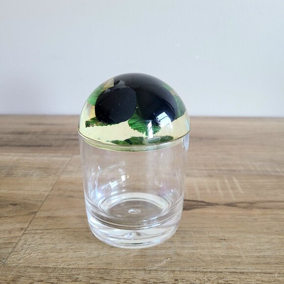 Vintage 1960-1970s Acrylic Lucite jam pot with blackberry design on the lid. - Picture 2 of 10